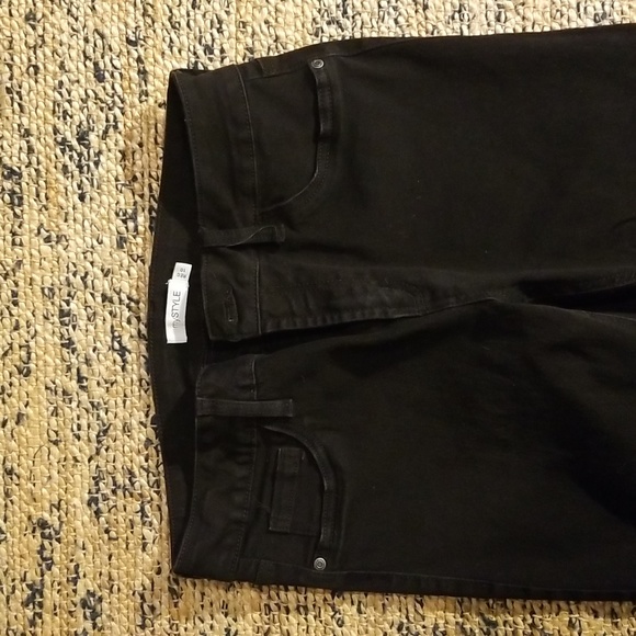 💛 FREE WITH PURCHASE 💛 MyStyle | Black skinny jeans - Picture 3 of 4